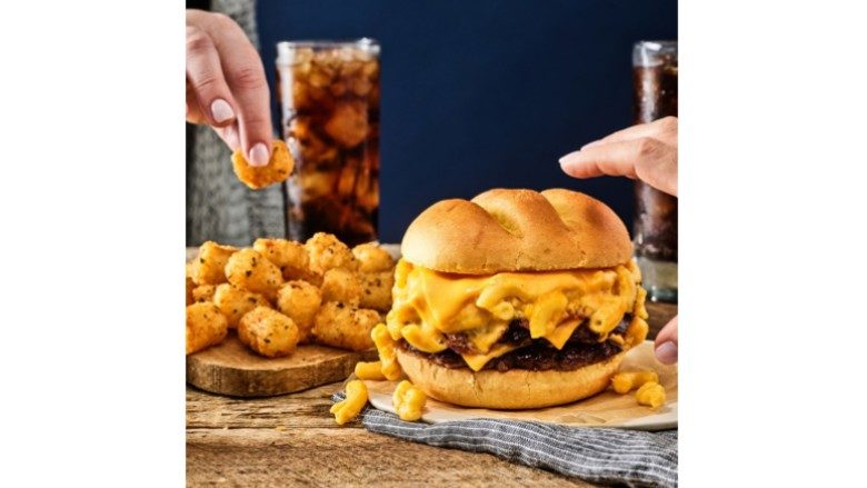 Smashburger Introduces New Mac And Cheese Inspired Burger Nationwide