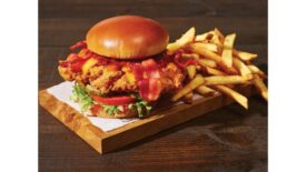 Applebee's Bacon Cheddar Crispy Chicken Sandwich