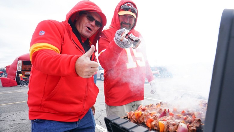 Omaha Steaks partners with the Kansas City Chiefs