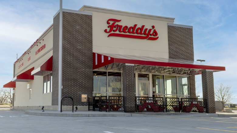  Freddy's Frozen Custard & Steakburgers building exterior