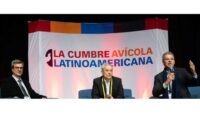 Genetics session panel engaging with the audience at the La Cumbre Avícola Latinoamericana at the 2025 IPPE